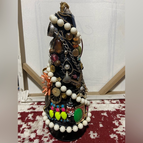 Unique and One of a Kind Hand Made Christmas Jewelry Tree - Picture 9 of 11
